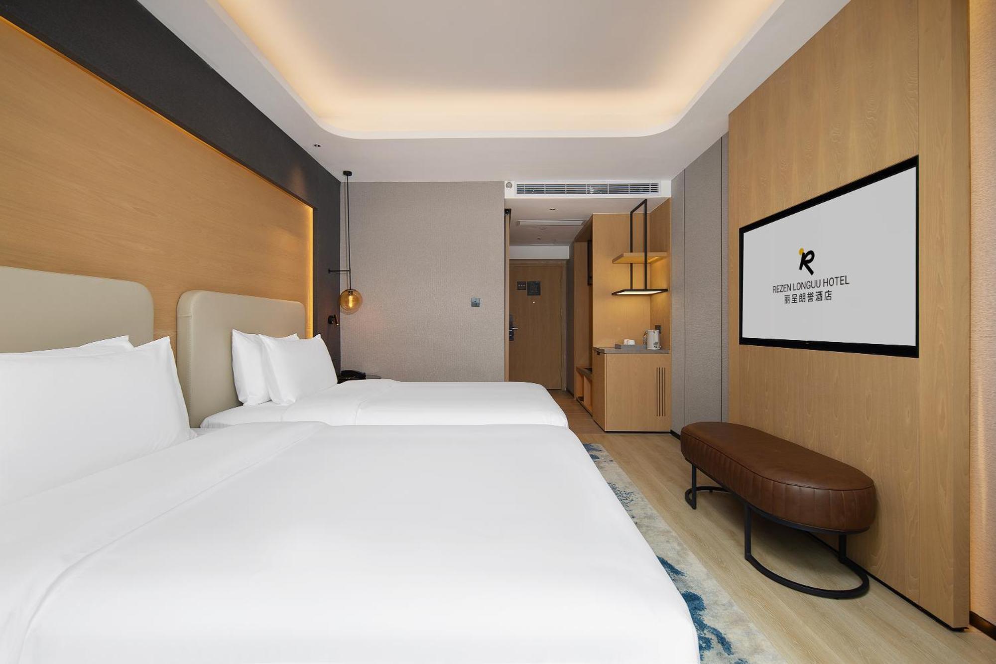 Langham Honor International Hotel Canton Fair Complex Branch - Free Shuttle To Canton Fair Complex During Canton Fair Period & Free Mini Bar Extérieur photo