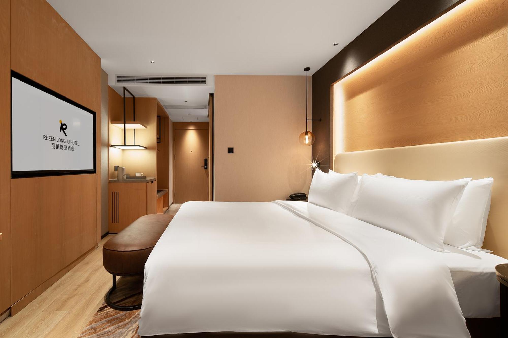 Langham Honor International Hotel Canton Fair Complex Branch - Free Shuttle To Canton Fair Complex During Canton Fair Period & Free Mini Bar Extérieur photo